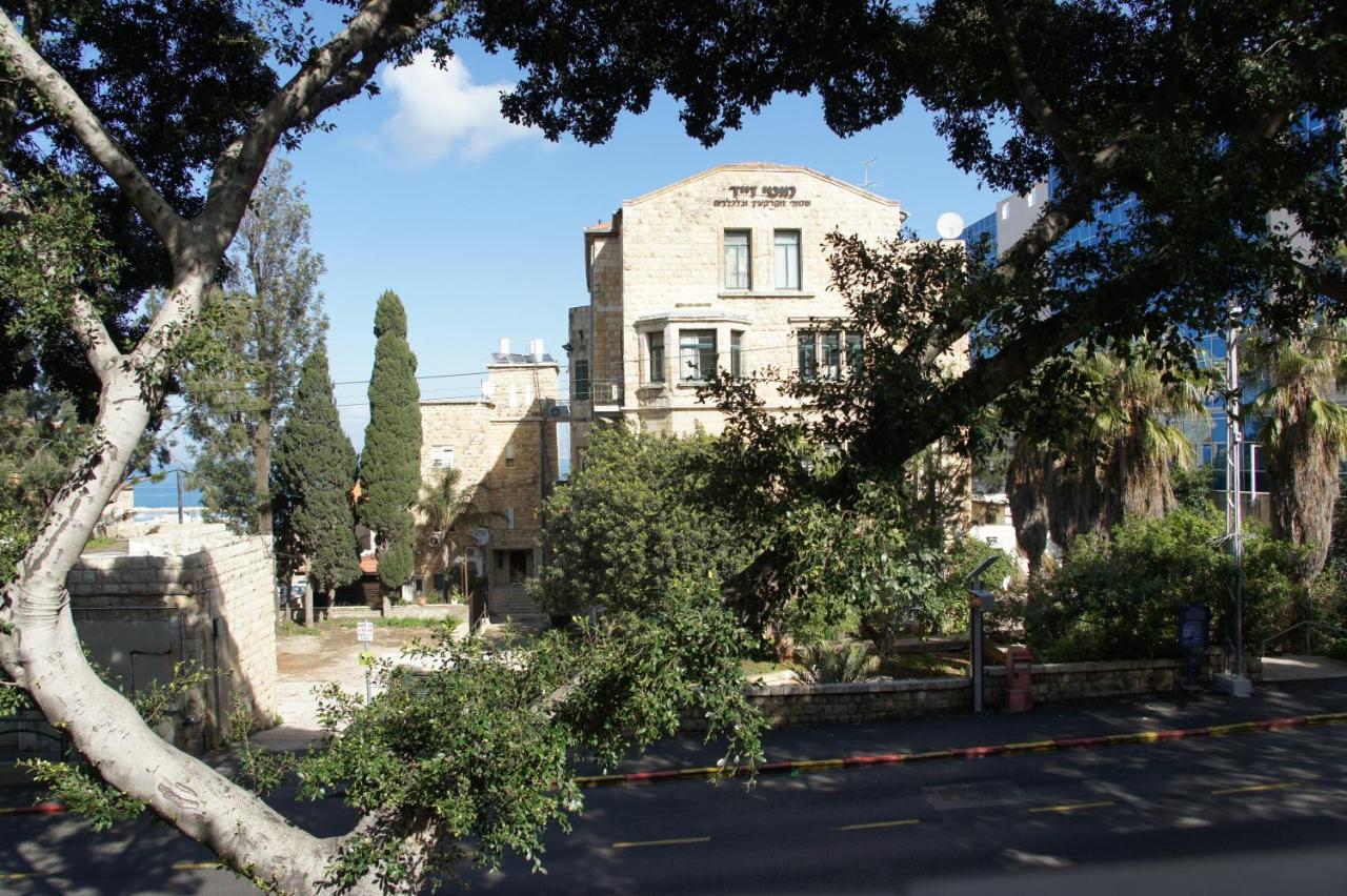 Huge Apartment Near To Bahai Garden Haifa Bagian luar foto
